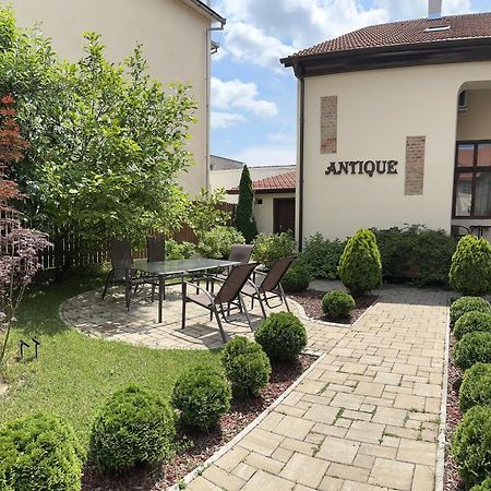 Antique Aparthotel Gyulafehérvár Kültér fotó