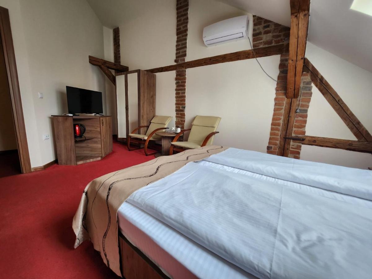 Antique Aparthotel Gyulafehérvár Kültér fotó