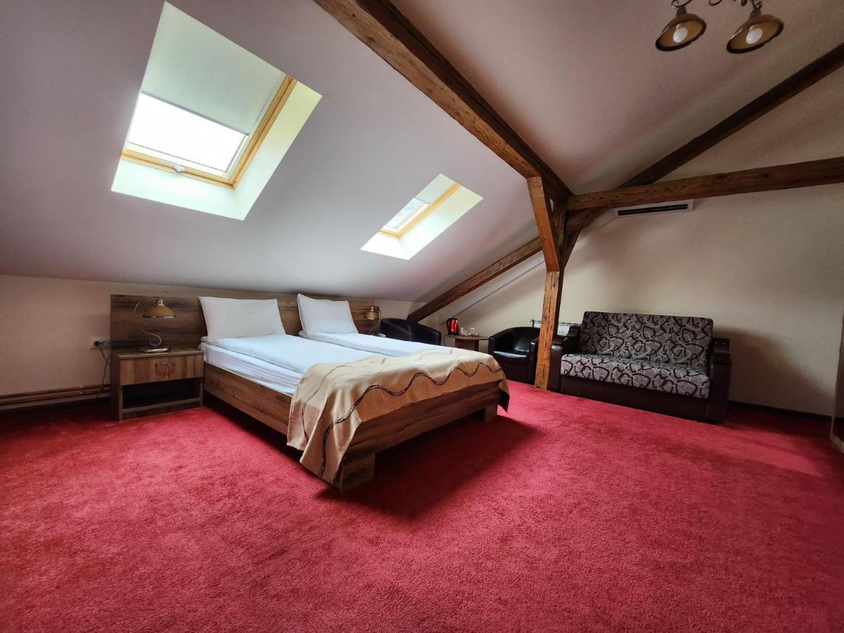 Antique Aparthotel Gyulafehérvár Kültér fotó