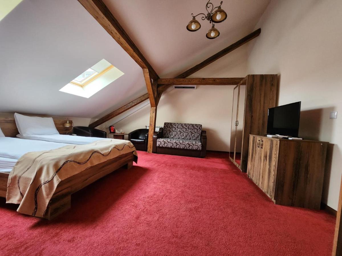 Antique Aparthotel Gyulafehérvár Kültér fotó