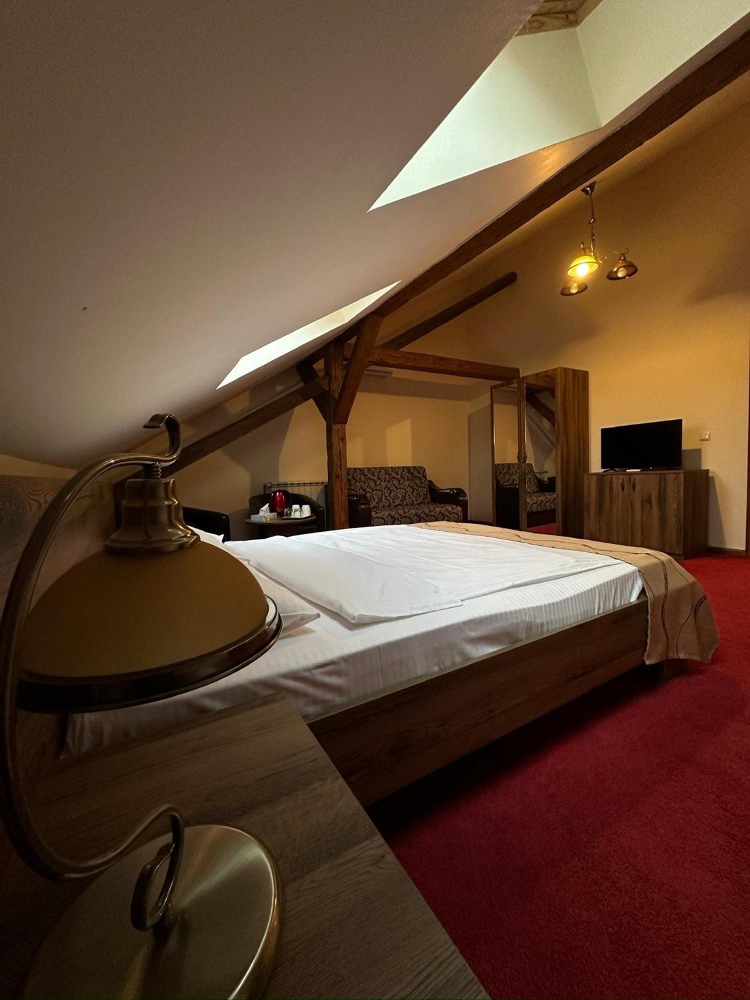 Antique Aparthotel Gyulafehérvár Kültér fotó