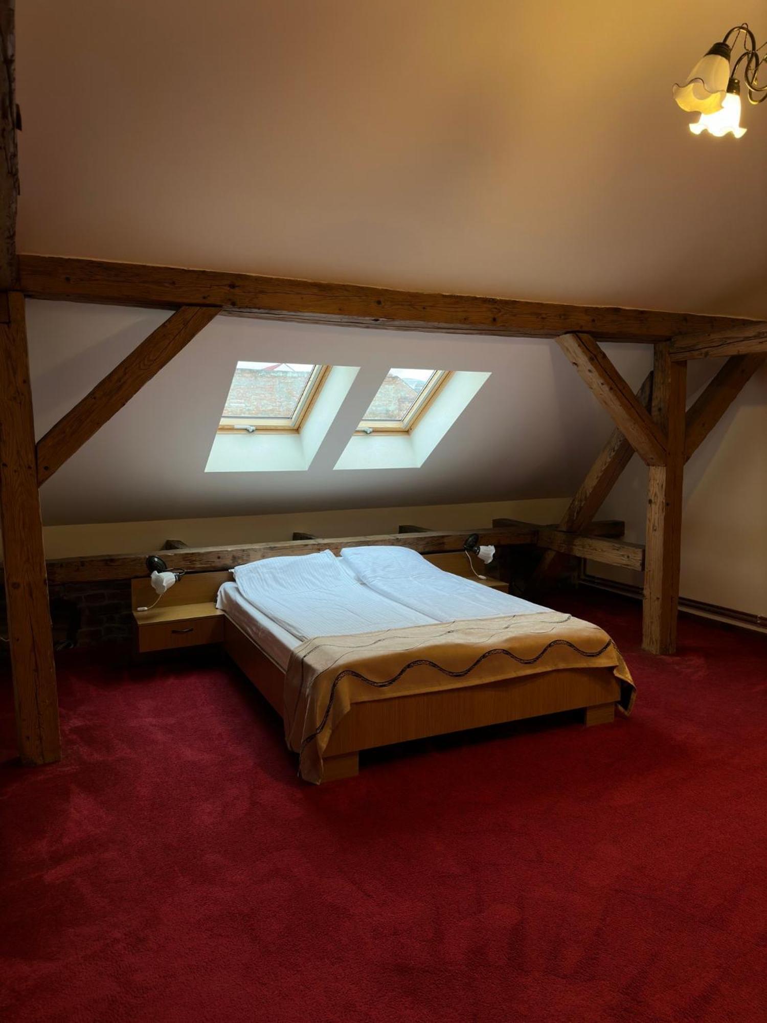 Antique Aparthotel Gyulafehérvár Kültér fotó