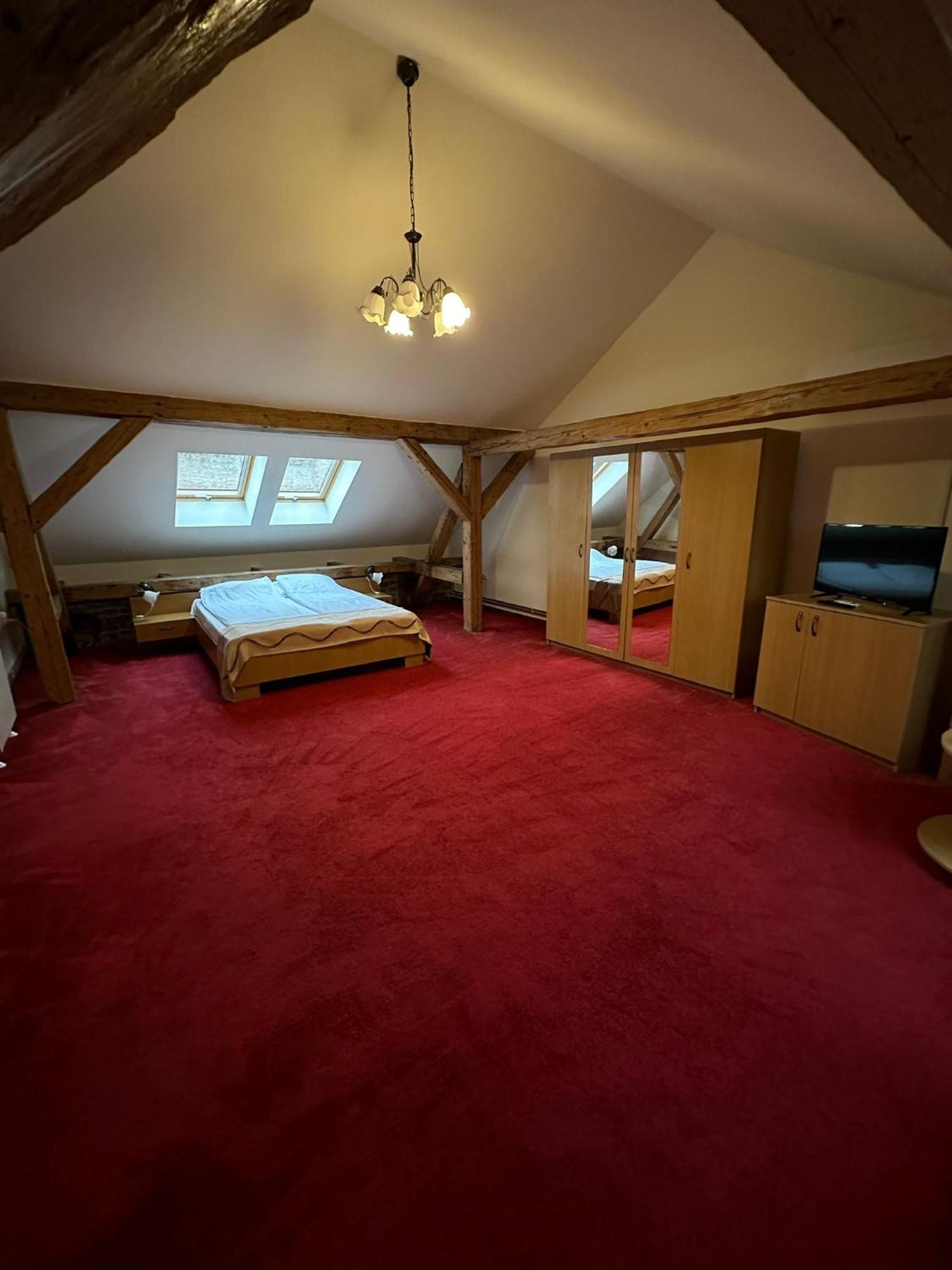Antique Aparthotel Gyulafehérvár Kültér fotó