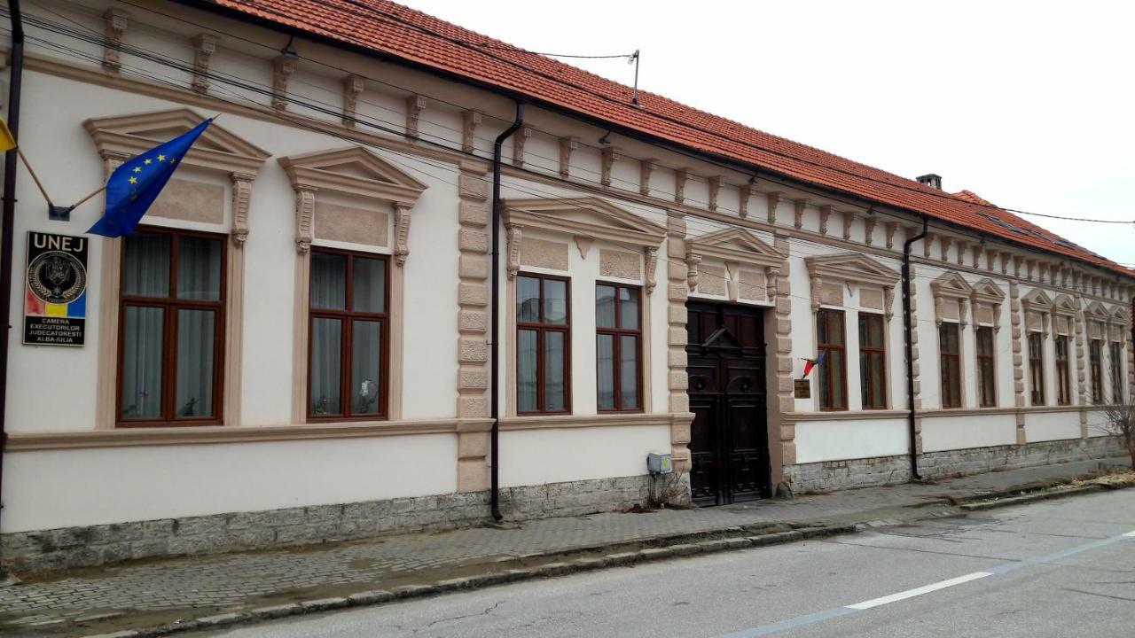 Antique Aparthotel Gyulafehérvár Kültér fotó