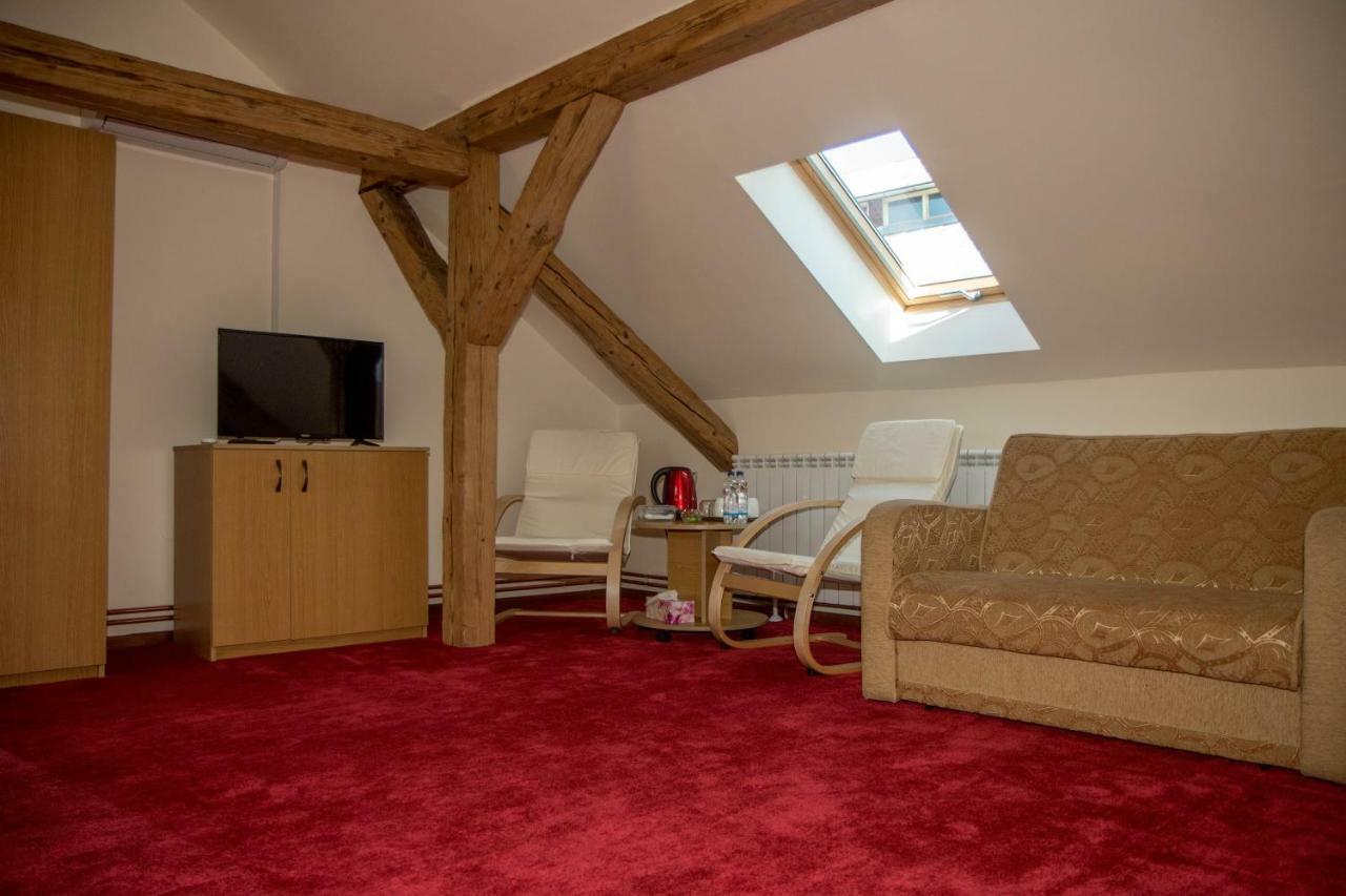 Antique Aparthotel Gyulafehérvár Kültér fotó